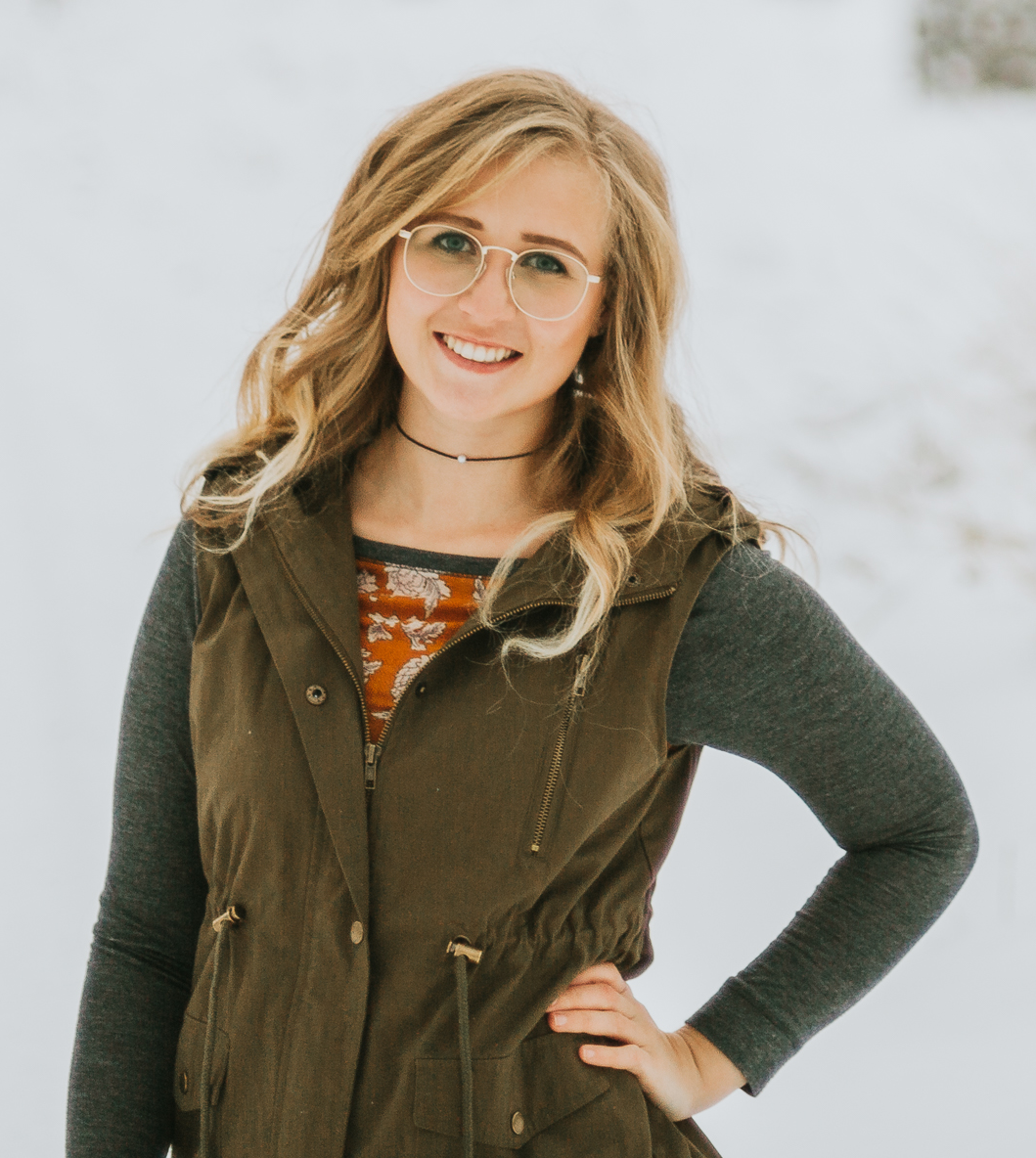 Natalie Dwyer Headshot2